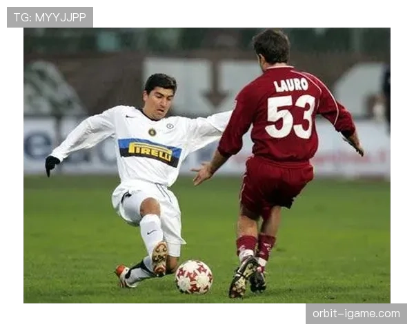 雷吉纳中场组织