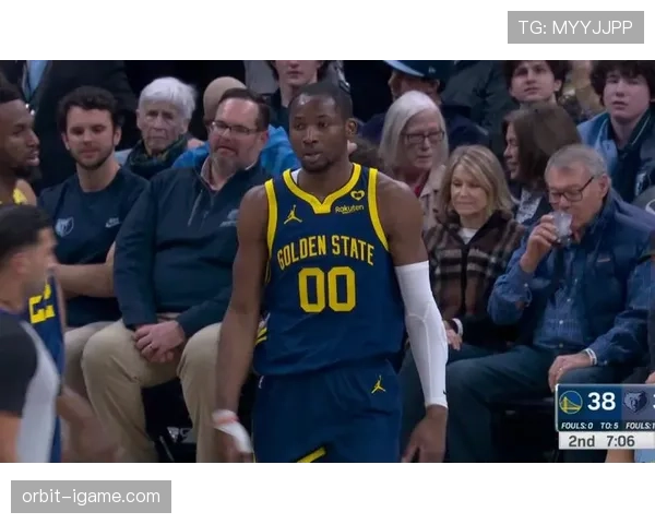 库明加无球切入制造空位较新秀季更具威胁