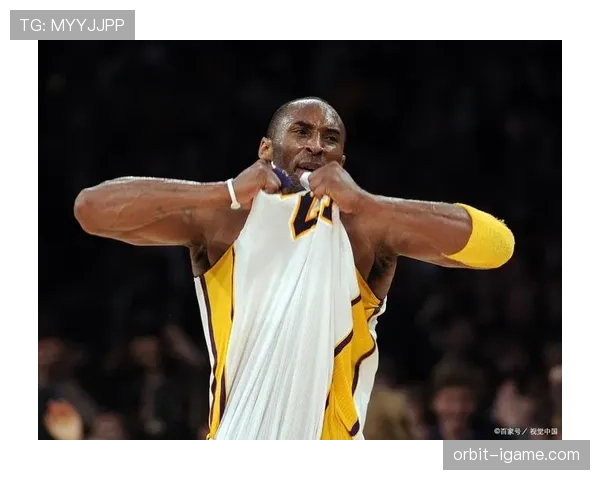 科比凌晨四点发的训练视频，我连他喝的蛋白粉牌子都搜出来了